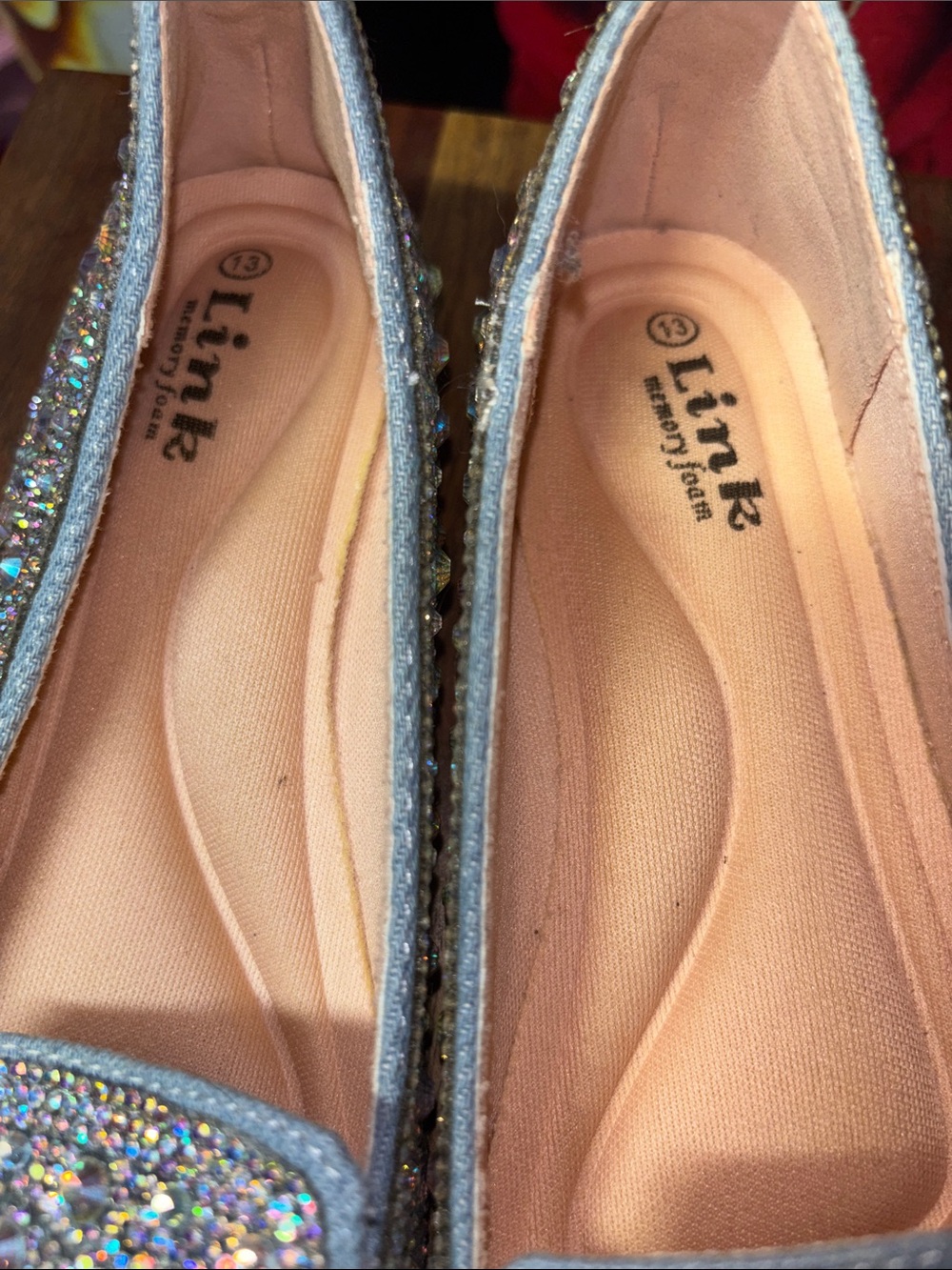 Link Iridescent Multicolor Rhinestone Flats - Picture 3 of 4
